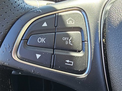 Used 2019 Mercedes-Benz GLC 300 image 20