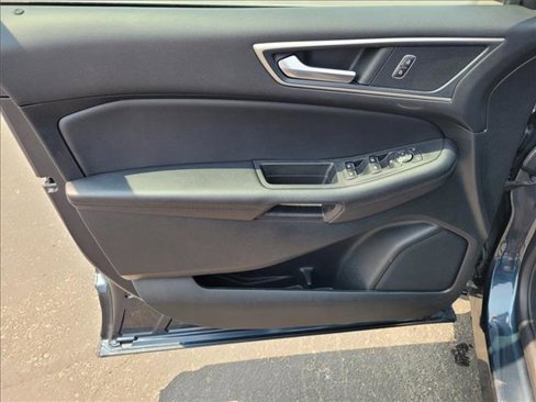 Certified 2022 Ford Edge SEL image 17