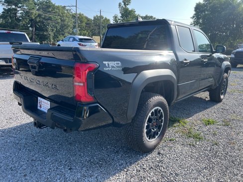 Used 2024 Toyota Tacoma TRD Off-Road image 5