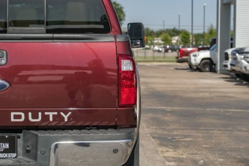 Used 2011 Ford F250 Lariat w/ Lariat Interior Pkg image 52