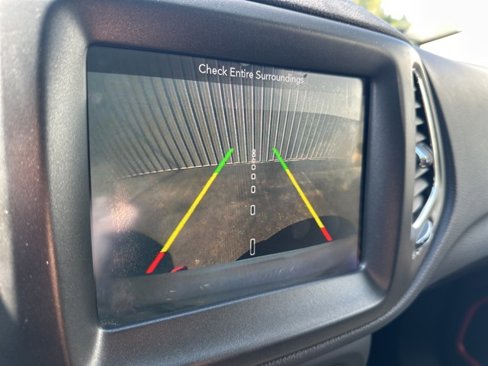 Used 2018 Jeep Compass Trailhawk w/ Navigation Group image 25
