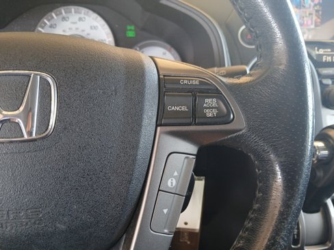 Used 2013 Honda Pilot Touring image 19