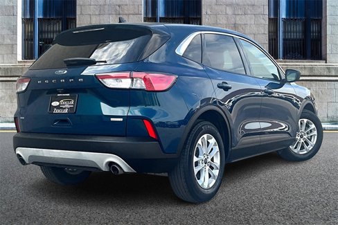 Used 2020 Ford Escape SE image 11