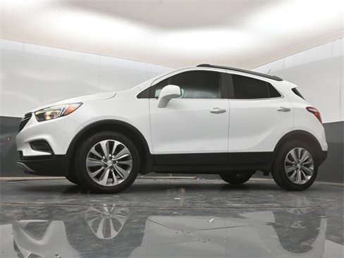 Used 2020 Buick Encore Preferred image 16