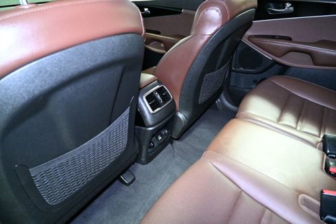 Used 2019 Kia Sorento SX image 42