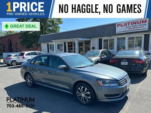 Used 2015 Volkswagen Passat 1.8T S image 1