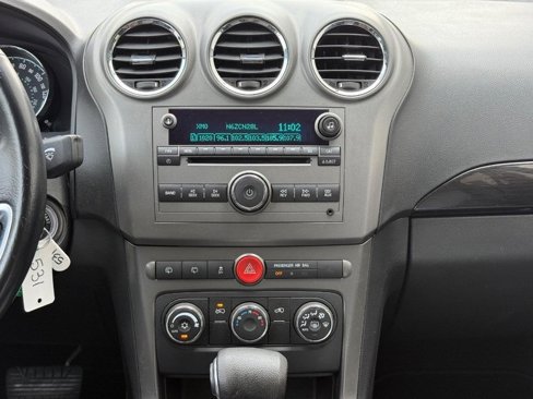 Used 2013 Chevrolet Captiva Sport LS image 11