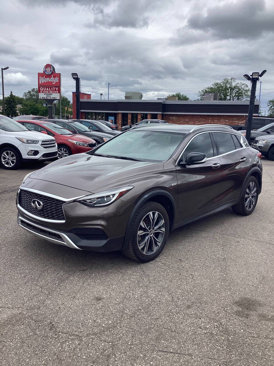 Used 2018 INFINITI QX30 AWD image 8