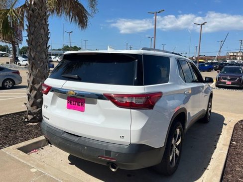 Used 2018 Chevrolet Traverse LT image 19