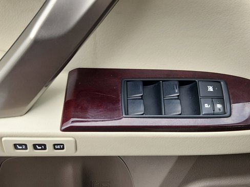 Used 2014 Lexus GX 460 Luxury image 28
