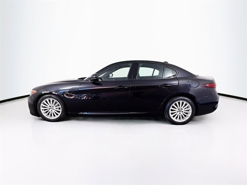 Used 2022 Alfa Romeo Giulia Sprint image 2