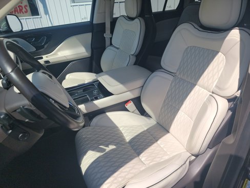 Used 2020 Lincoln Aviator Black Label w/ Dynamic Handling Package image 17