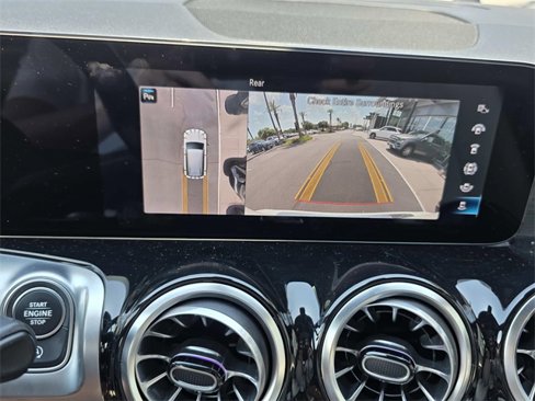 Certified 2022 Mercedes-Benz GLB 250 4MATIC image 16