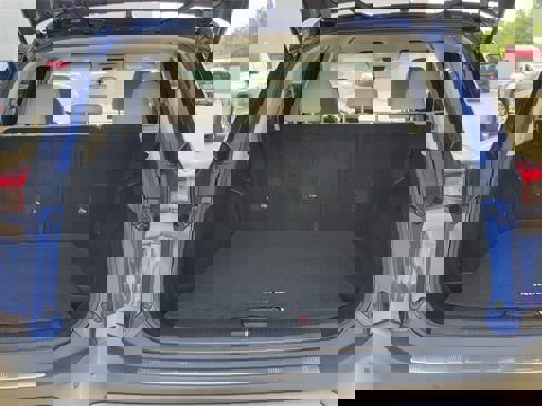 Used 2023 Nissan Rogue SV image 31