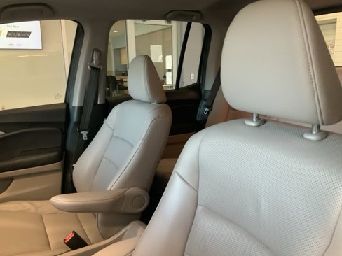 Used 2019 Honda Ridgeline RTL image 13