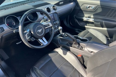Used 2022 Ford Mustang Premium image 4