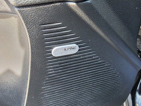 Used 2022 Dodge Challenger GT image 9