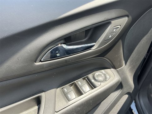 Used 2023 Chevrolet Equinox RS w/ LPO, Floor Liner Package image 23