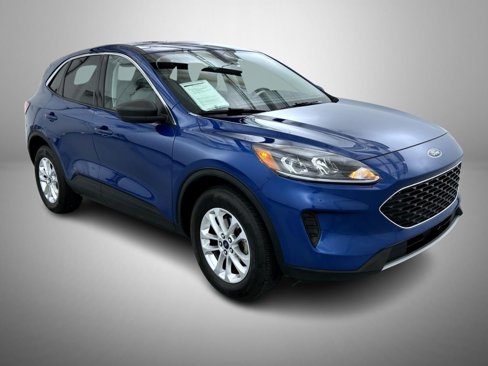 Used 2022 Ford Escape SE w/ Cold Weather Package image 3