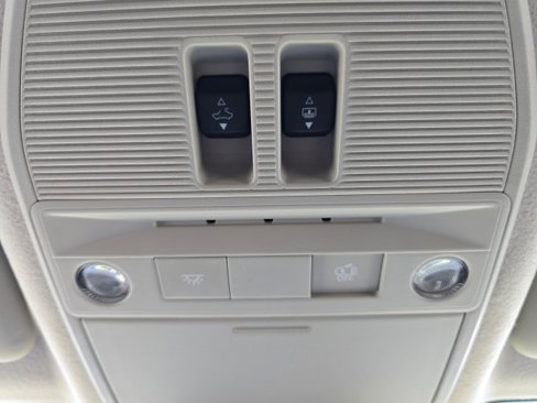 New 2025 Nissan Kicks SR w/ SR Premium Package image 36