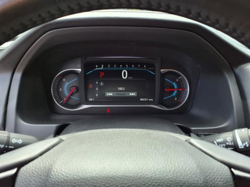 Used 2019 Honda Pilot Touring image 13