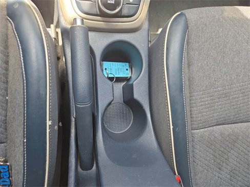 Used 2021 Hyundai Venue image 24