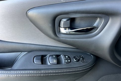 Used 2020 Nissan Murano S w/ Technology Package image 11