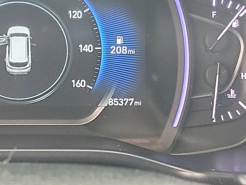 Used 2019 Hyundai Santa Fe SEL image 8