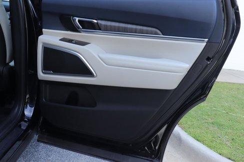 Used 2023 Kia Telluride EX w/ EX Captain's Chair Package image 24