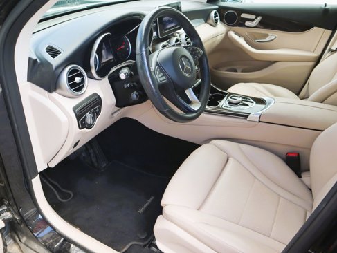 Used 2019 Mercedes-Benz GLC 300 image 13
