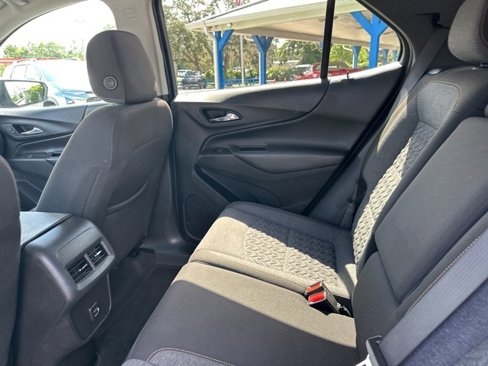 Used 2023 Chevrolet Equinox LT image 31