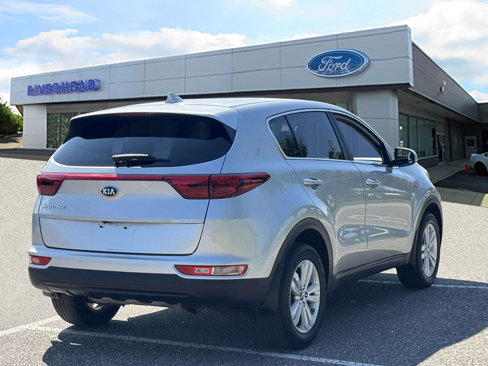 Used 2018 Kia Sportage LX image 3