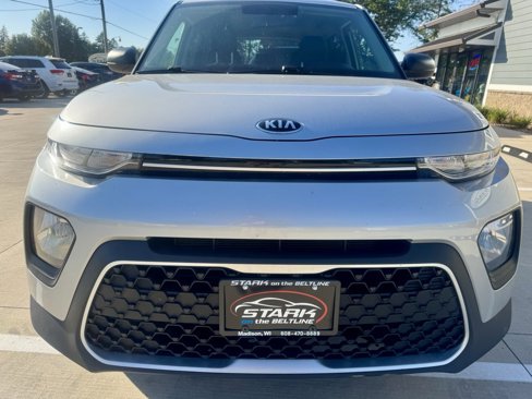 Used 2020 Kia Soul LX image 3