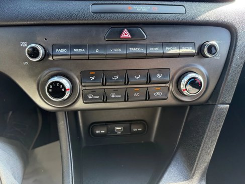 Used 2021 Kia Sportage S image 25