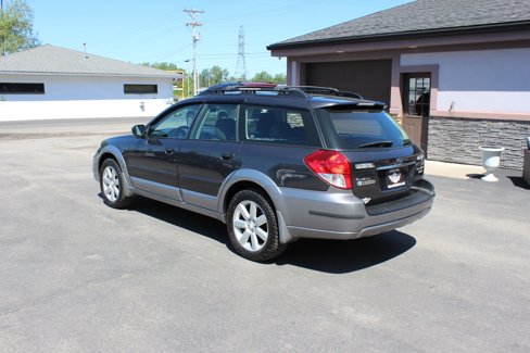 Used 2009 Subaru Outback 2.5i Special Edition image 9
