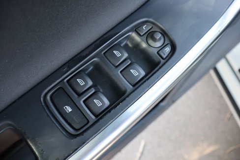 Used 2012 Volvo S60 T5 image 27