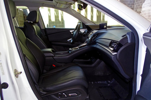 Used 2020 Acura RDX SH-AWD image 18