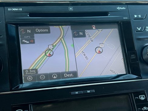 Used 2016 Toyota Avalon Limited image 22