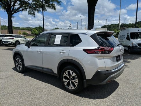 Used 2022 Nissan Rogue SV image 9