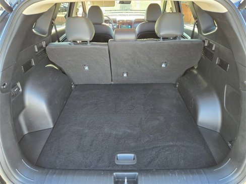 Used 2022 Hyundai Tucson Limited image 16