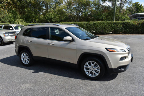 Used 2014 Jeep Cherokee Latitude image 41