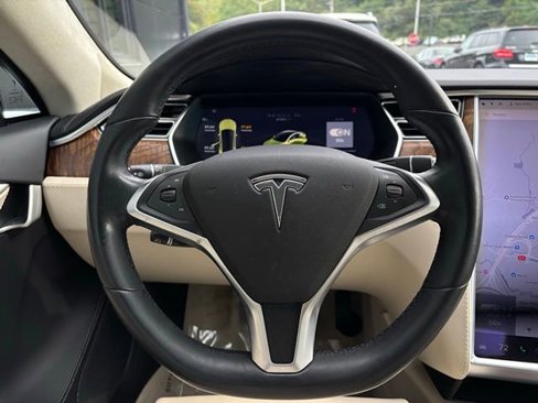 Used 2018 Tesla Model S 100D image 23