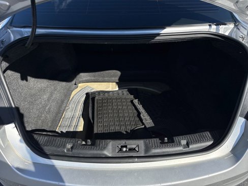 Used 2010 Ford Taurus SHO image 30