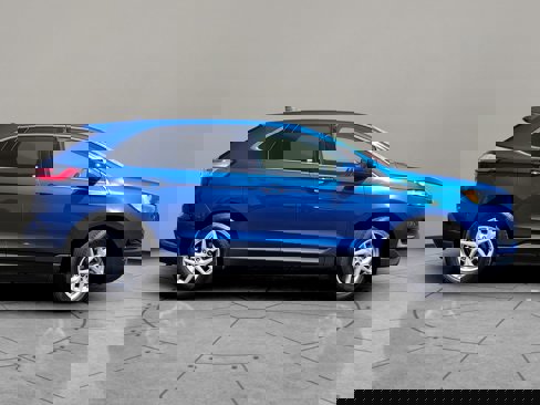 Used 2023 Ford Edge SEL image 3
