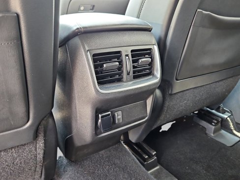 Used 2021 INFINITI QX50 Luxe w/ Appearance Package image 27