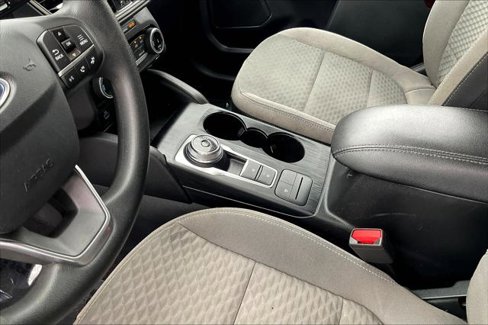 Used 2022 Ford Escape SE image 16