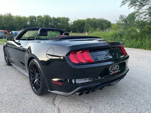 Used 2018 Ford Mustang GT Premium w/ GT Performance Package image 3