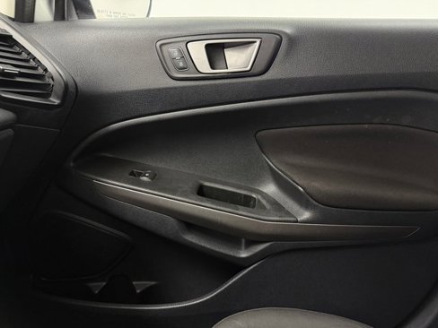 Used 2020 Ford EcoSport SE image 24