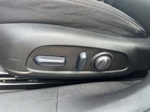 Used 2024 Chevrolet Malibu LT image 23