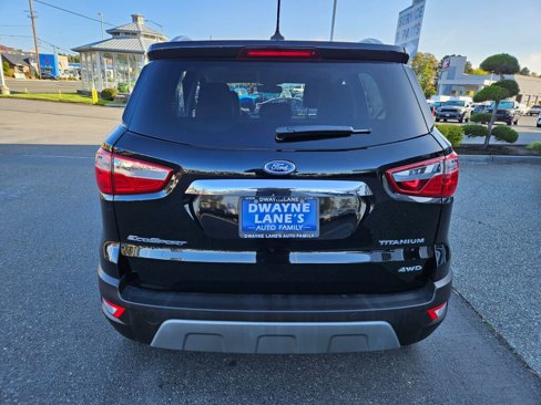 Used 2020 Ford EcoSport Titanium image 4